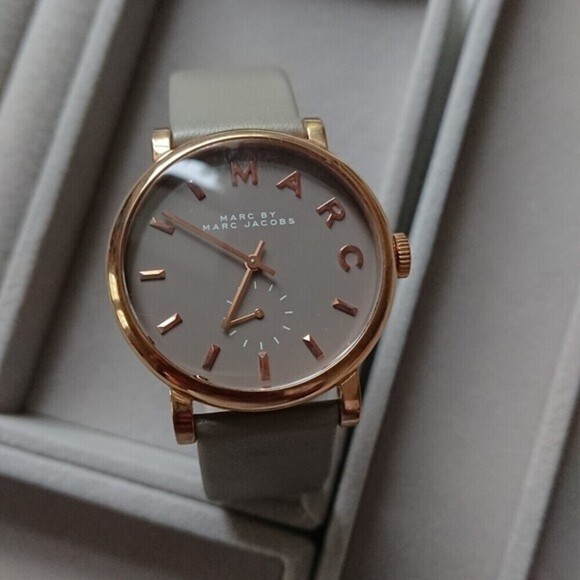 Marc By Marc Jacobs Accessories - Marc by Marc Jacobs baker rose grey leather watch